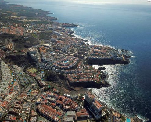 La Arena & Los Gigantes