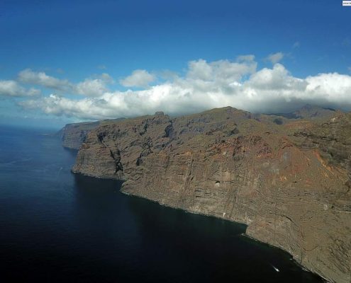 La Arena & Los Gigantes